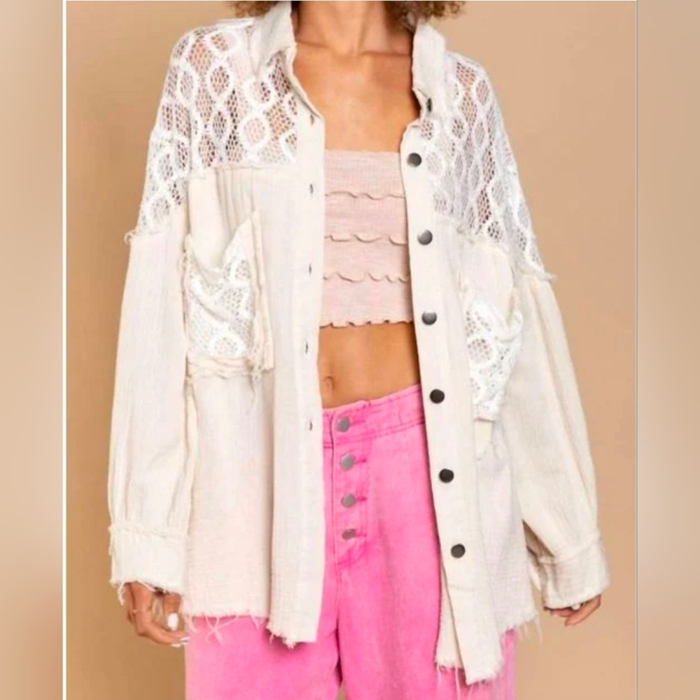 POL Women's Pink Oversized Lace Accent Button Down Shirt M NWOT